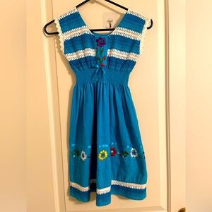 Beautiful Mexican dress with embroidered flowers